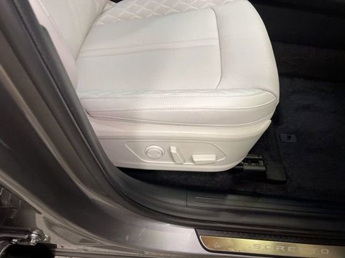 Used 2025 Kia Sorento SX Prestige image 64