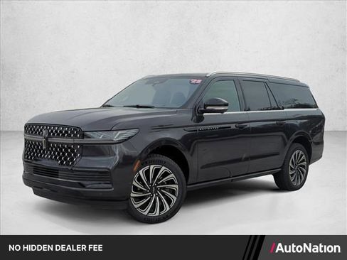 Used 2025 Lincoln Navigator L Black Label AWD/4WD image 1