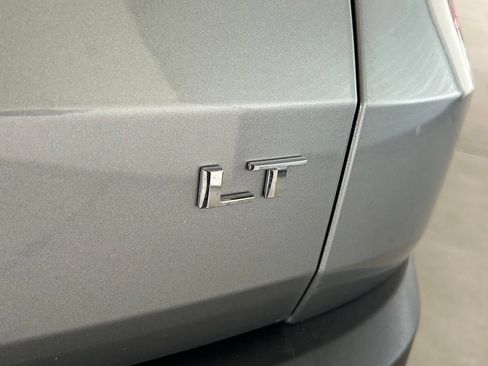 Used 2024 Chevrolet Traverse LT AWD/4WD image 41