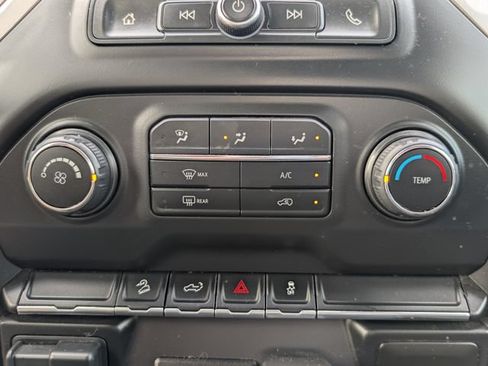 Used 2021 Chevrolet Silverado 1500 Custom Trail Boss AWD/4WD image 24