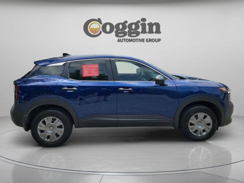 Used 2026 Nissan Kicks S FWD image 4