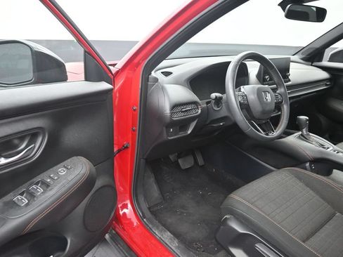 Used 2025 Honda HR-V Sport image 10