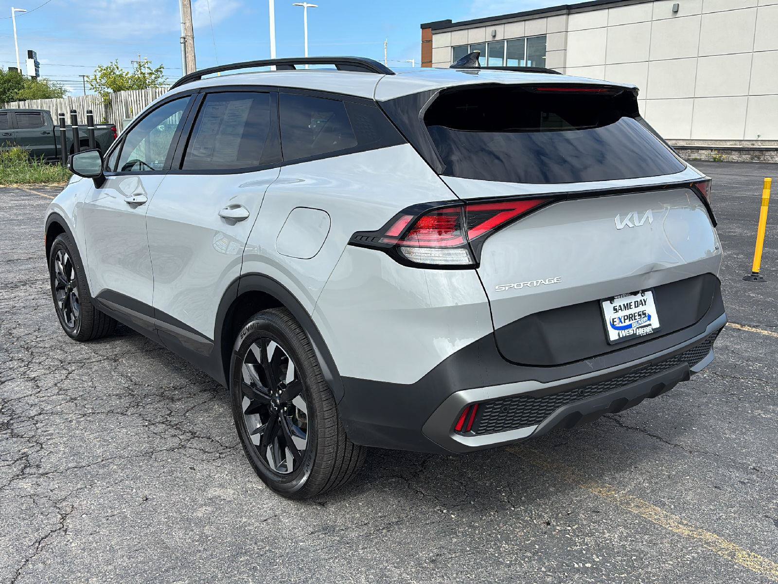 Used 2023 Kia Sportage X-Line w/ X-Line Premium Package AWD/4WD image 7