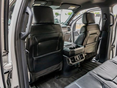 Used 2024 Ford F150 Platinum image 35