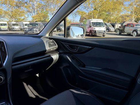 Used 2023 Subaru Crosstrek 2.0i Premium image 25