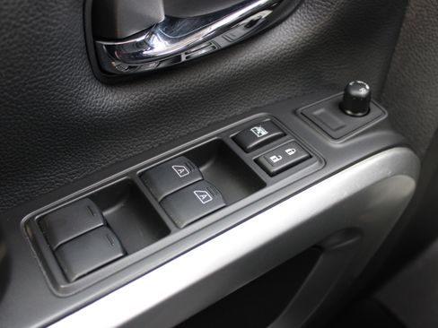 Certified 2022 Nissan Titan SV w/ SV Convenience Package image 34