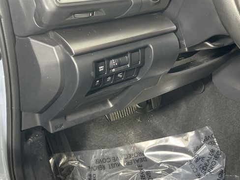 Used 2023 Subaru Crosstrek 2.5i Limited w/ Moonroof Package image 10