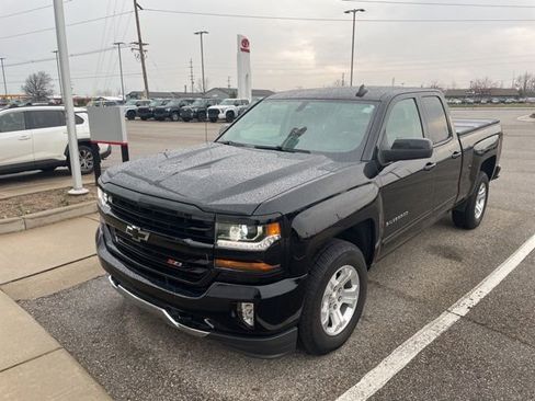 Used 2018 Chevrolet Silverado 1500 LT w/ All Star Edition image 4
