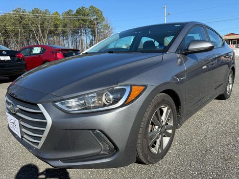 Used 2018 Hyundai Elantra Value Edition image 3