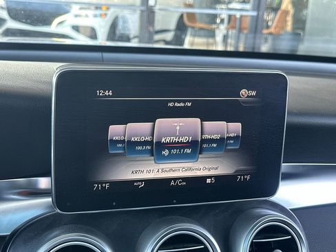 Used 2017 Mercedes-Benz GLC 300 image 18