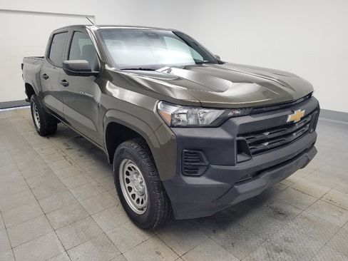 Used 2023 Chevrolet Colorado W/T image 13