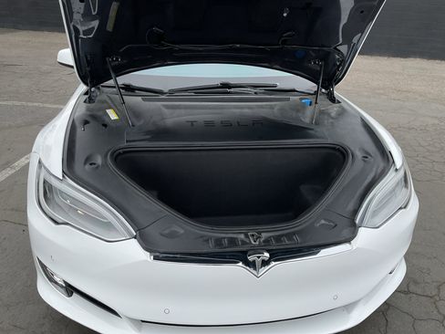 Used 2018 Tesla Model S 75D AWD/4WD image 21