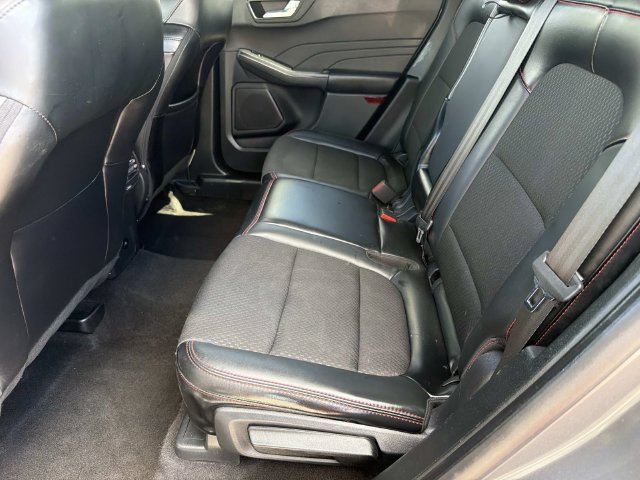 Certified 2025 Ford Escape ST-Line Select AWD/4WD image 15