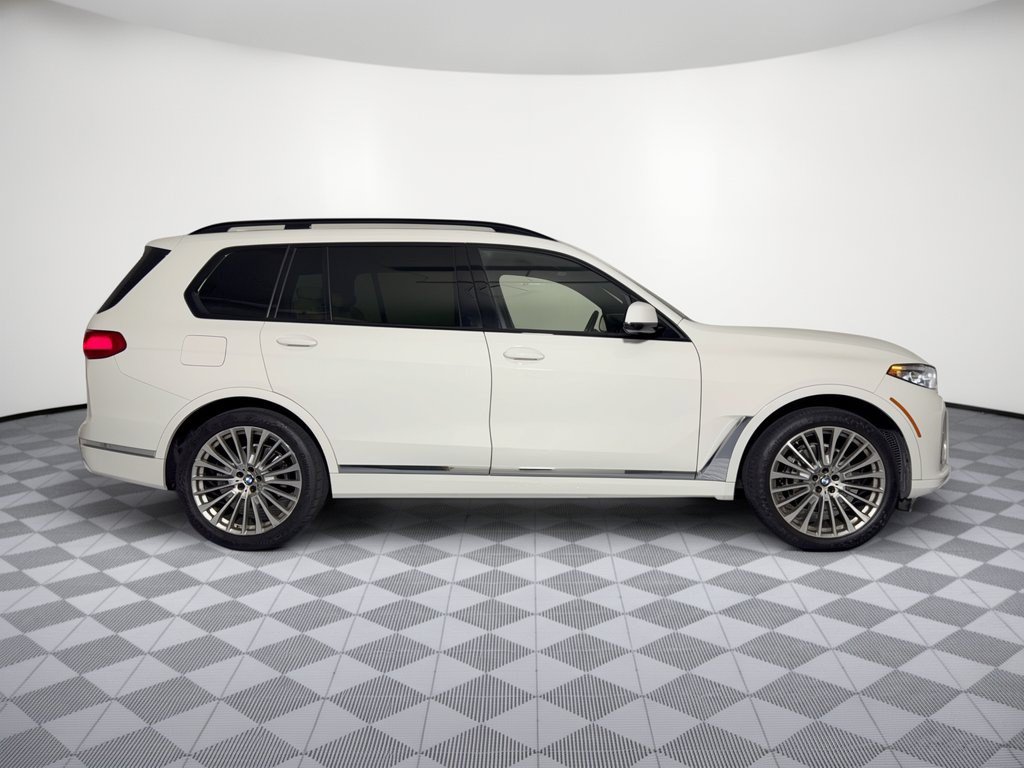 Used 2022 BMW X7 xDrive40i AWD/4WD image 8