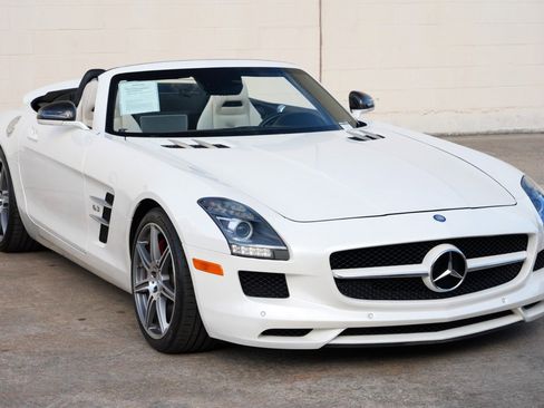 Used 2012 Mercedes-Benz SLS AMG Roadster image 51