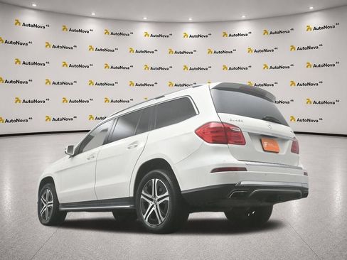 Used 2016 Mercedes-Benz GL 450 4MATIC w/ Premium I Package image 44