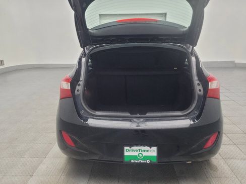 Used 2017 Hyundai Elantra GT FWD image 29