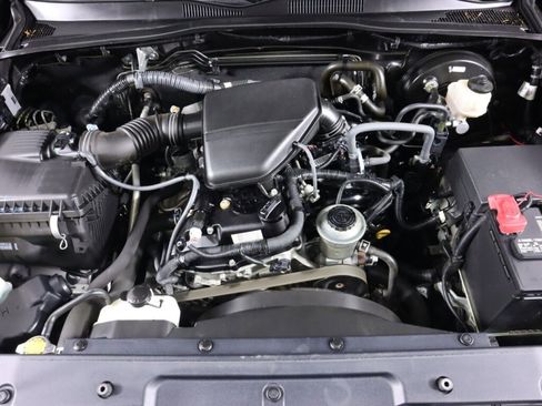 Used 2017 Toyota Tacoma SR image 34