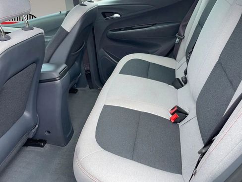 Used 2017 Chevrolet Bolt LT FWD image 31