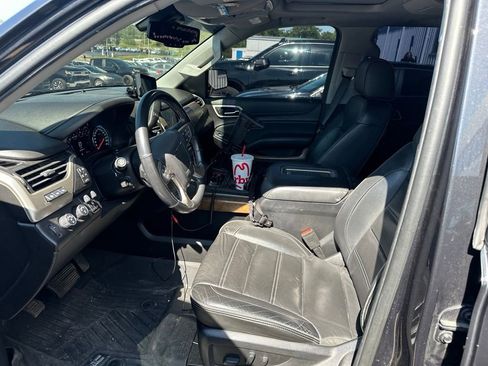 Used 2020 GMC Yukon XL Denali w/ Denali Ultimate Package AWD/4WD image 5