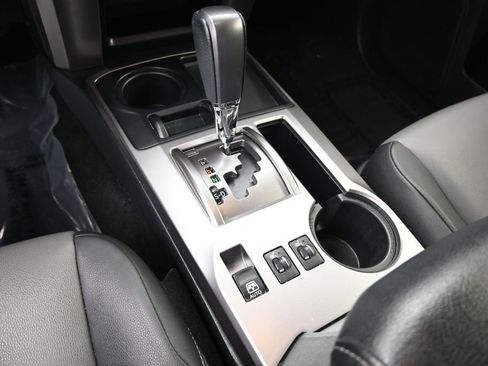 Used 2022 Toyota 4Runner SR5 Premium w/ Moonroof Package RWD image 22