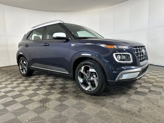 Certified 2023 Hyundai Venue Limited video 2