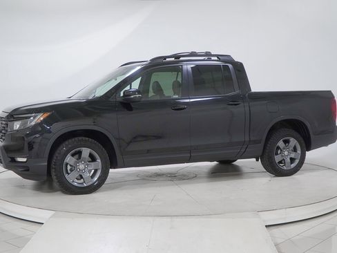 Used 2024 Honda Ridgeline TrailSport image 5