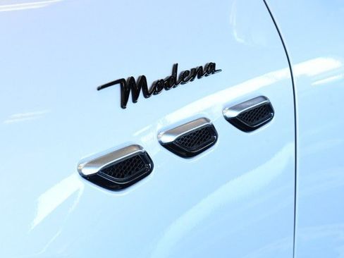 Used 2023 Maserati Grecale Modena AWD/4WD image 7