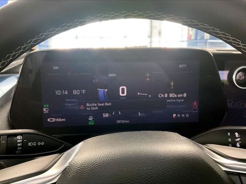 Used 2024 Chevrolet Equinox EV LT AWD/4WD image 24