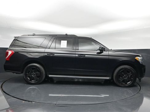 Used 2020 Ford Expedition Max XLT w/ Equipment Group 202A AWD/4WD image 4