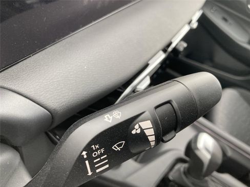 New 2026 Nissan Sentra SV w/ SV Convenience Package FWD image 21