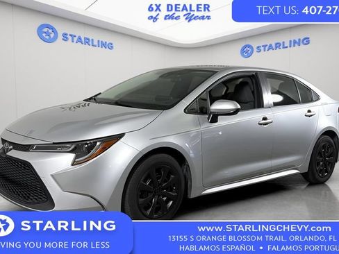Used 2020 Toyota Corolla LE FWD image 1