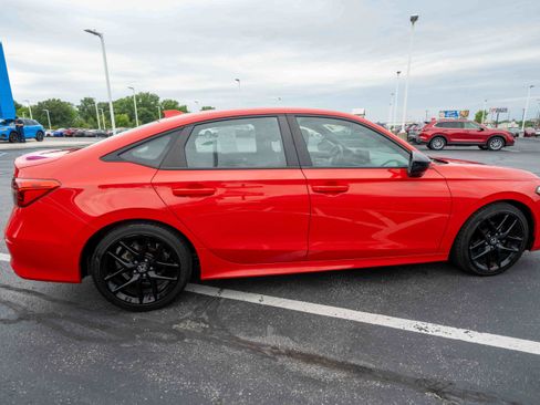 Used 2022 Honda Civic Sport image 6