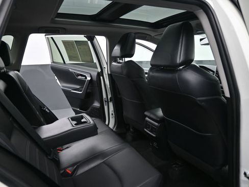 Used 2022 Toyota RAV4 Limited image 44