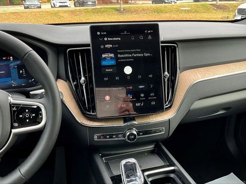 New 2026 Volvo XC60 B5 Core w/ Protection Package Premier image 8