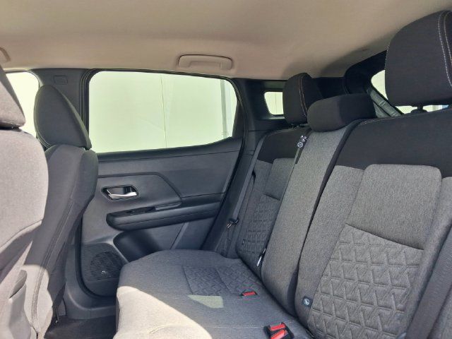 Used 2026 Nissan Kicks SV FWD image 26
