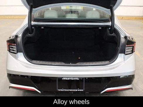 Used 2024 Hyundai Sonata SEL image 13