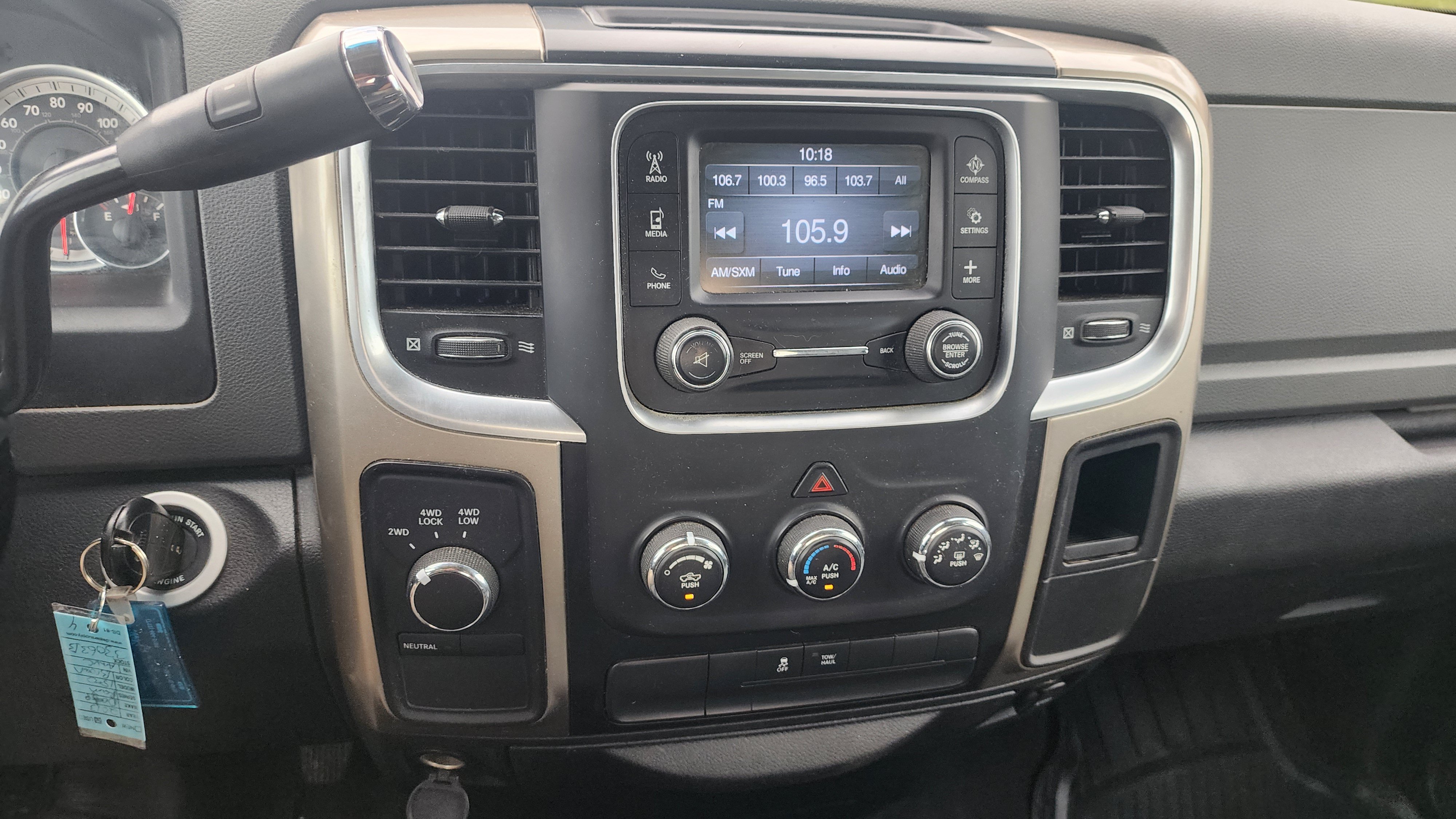 Used 2013 RAM 1500 Classic SLT w/ Premium Display Pkg AWD/4WD image 12