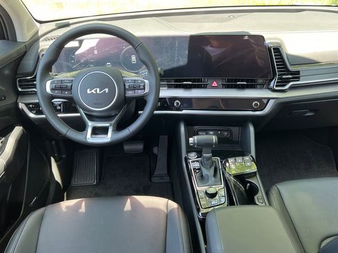 Certified 2025 Kia Sportage SX FWD image 18