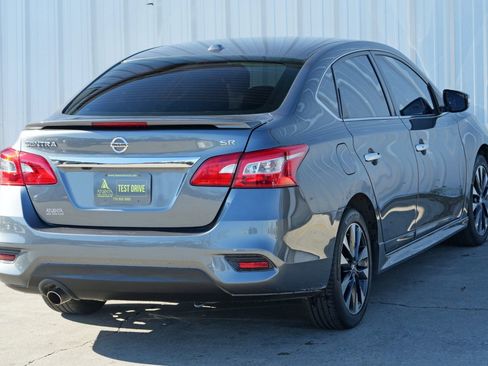 Used 2019 Nissan Sentra SR w/ Exterior Package image 43