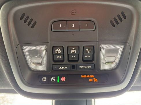 Certified 2023 Chevrolet Traverse RS w/ LPO, Floor Liner Package AWD/4WD image 41