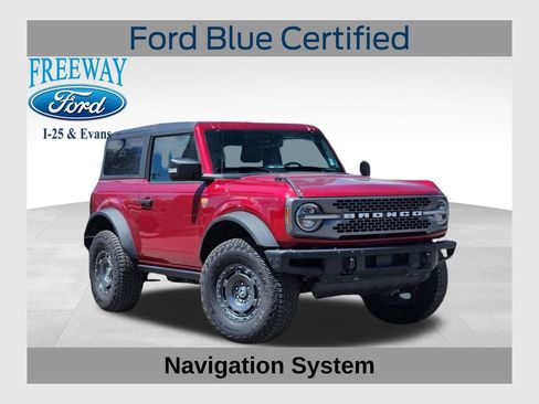 Certified 2025 Ford Bronco Badlands AWD/4WD image 1