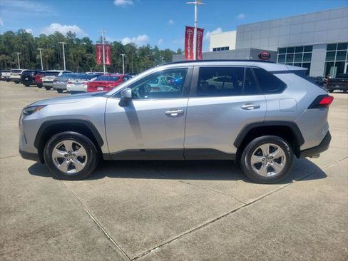 Certified 2024 Toyota RAV4 XLE FWD image 2