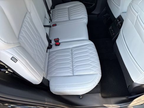 New 2026 Mitsubishi Outlander SEL FWD image 21
