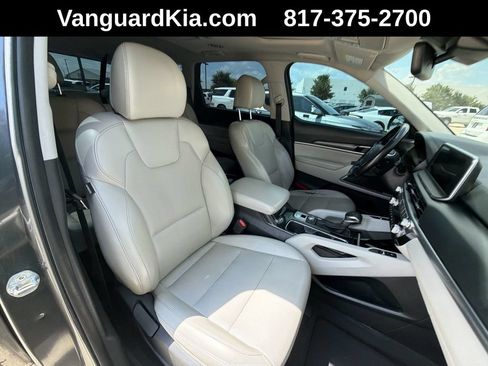 Used 2022 Kia Telluride S FWD image 28
