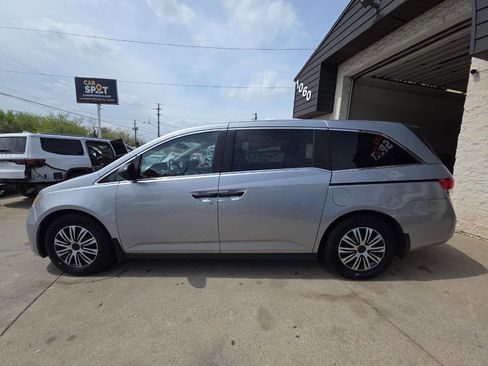 Used 2016 Honda Odyssey LX image 4