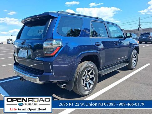 Used 2023 Toyota 4Runner TRD Off-Road Premium w/ Off Road Premium Plus Package AWD/4WD image 3