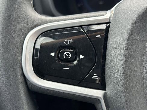 Used 2023 Volvo S60 B5 Plus w/ Protection Package Premier image 33