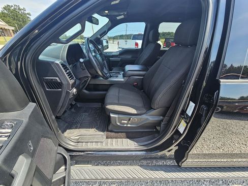Used 2017 Ford F150 XLT w/ Equipment Group 302A Luxury AWD/4WD image 15