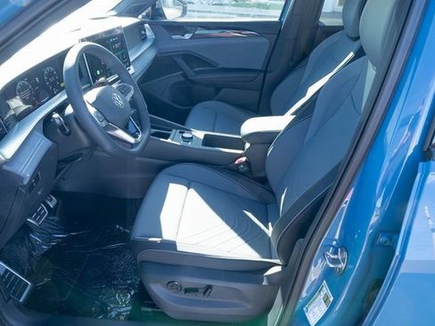 New 2026 Volkswagen Tiguan SE R-Line image 15